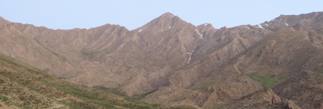 گزارش صعود به قله شاهان کوه در استان اصفهان