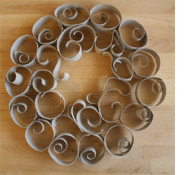wreath from recycled cardboard tubes