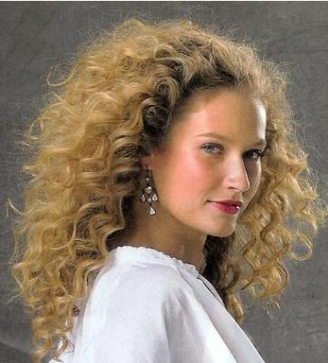cute-haircuts-for-naturally-curly-hair.j