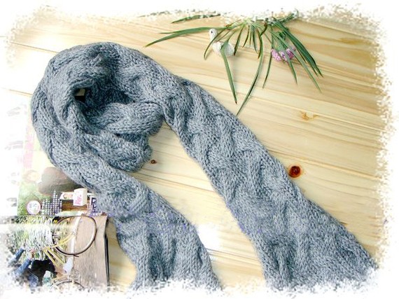 دست - knitted پشم خاکستری روسری