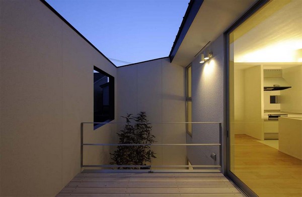 Japanese home 19 Ingenious Japanese Design: Minimalist House of Kashiba