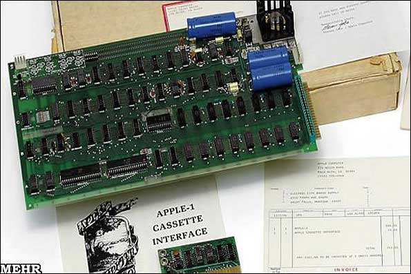 نخستین رایانه شرکت اپل حراج شد با عکس