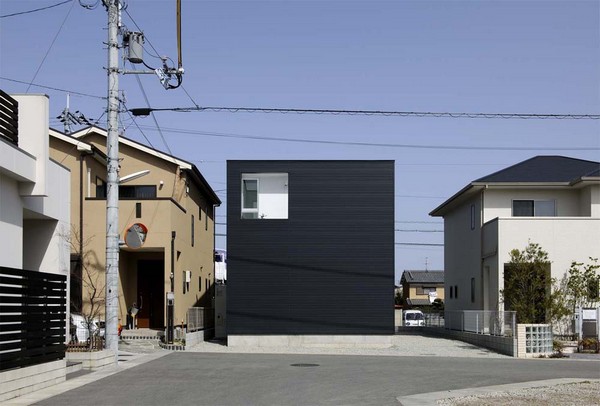 Japanese home 03 Ingenious Japanese Design: Minimalist House of Kashiba