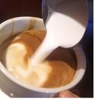 how-to-make-coffe-art-2.JPG