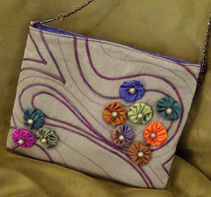 کیف با تزئین گل پارچه ای یو یو