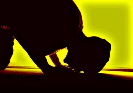 اهمیت سجده > اسرار نماز