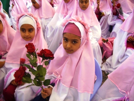 برگزاری جشن تکلیف در دبستان دخترانه شهید مختاری+ تصاویر