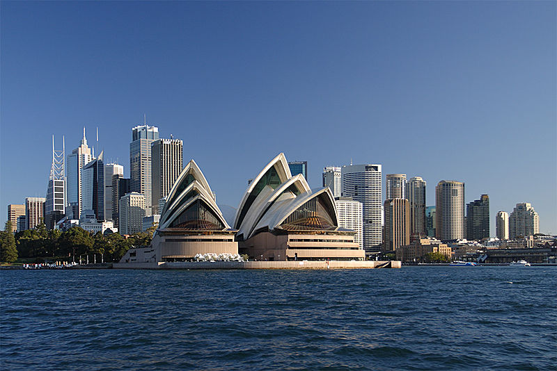 800px-Sydney_opera_house_and_skyline.jpg