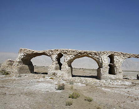 تصاویر/عجیب ترین پل های تاریخی ایران