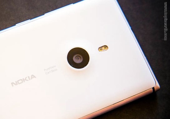 Nokia-Lumia-925-9497_1_620x433.jpg?maxwi