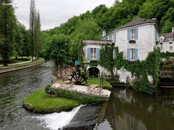 عکسهایی از یک روستای زیبا در فرانسه