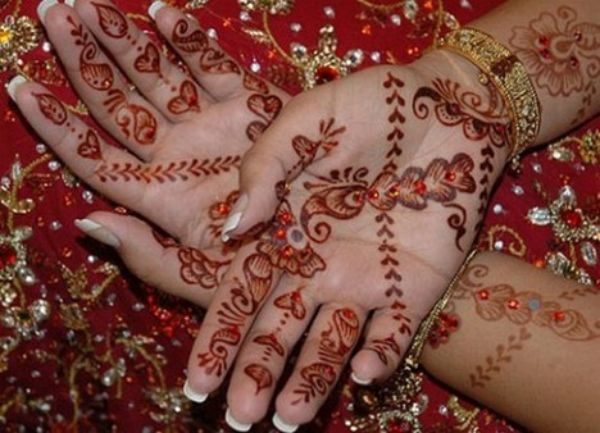 Beautiful-Bridal-Eid-Ul-Azha-Mehendi-Des