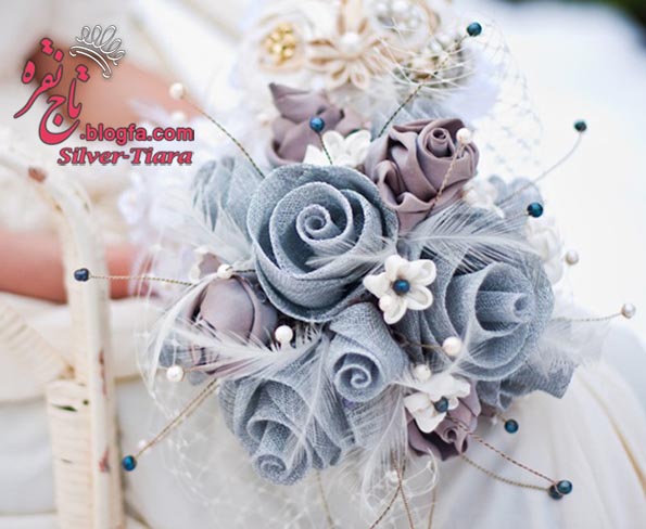 glamorous-blue-bridal-bouquet.jpg