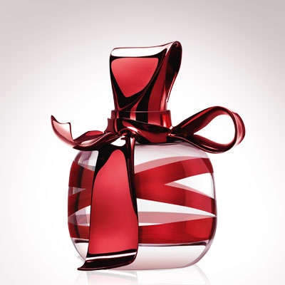 عطرهاي منتخب مردانه و زنانه سال 2011