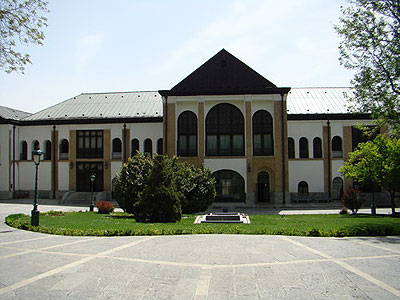 Iranian gardens - bagh-e Niavaran