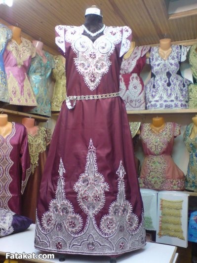 ملابس الزفاف التقليدية للعروس الجزائرية