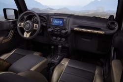 Jeep_Wrangler_Dragon_Design_interior-250