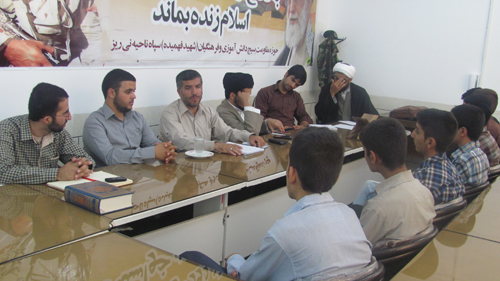 دیدار مسئول سازمان بسیج دانش آموزی استان فارس از شهرستان نی ریز