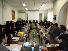 جلسه توجیهی و آموزشی بازرسان کانون و انجمنهای صنفی آموزشگاه های آزاد استان قم برگزار شد 