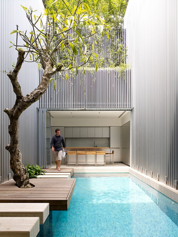 Amazing-Courtyard-design-with-swimming-p