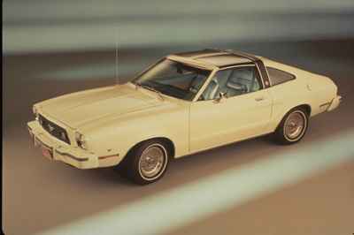 ford-mustang-1977a.jpg