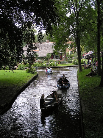 دهکده‌ای در هلند بدون خیابان 