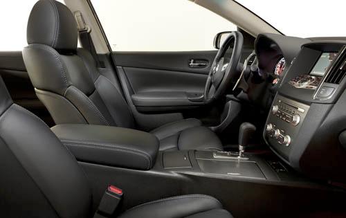 2012 Nissan Maxima SV Interior