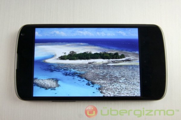 مشخصات و بررسی  LG Nexus 4 E960