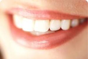 پرکردن دندان با مواد سفید , مواد سفید دندانپزشکی بهتره یا سیاه , کدام مواد برای پر کردن دندان بهتر است 