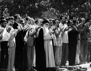 اولین پیش نماز نماز جمعه بعد انقلاب 