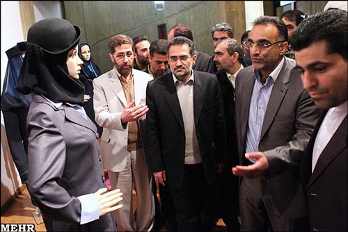 افتتاح نمایشگاه مد و لباس اسلامی؛ لباس‌هایی برای نمایش يا پوشش...