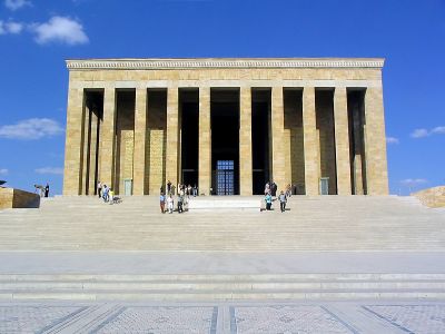 normal_Ataturk_s_Mausoleum_in_Ankara_(tr