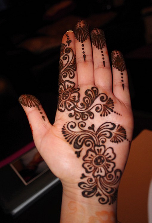 Mehndi-Designs-for-Eid-and-Wedding-Cerem