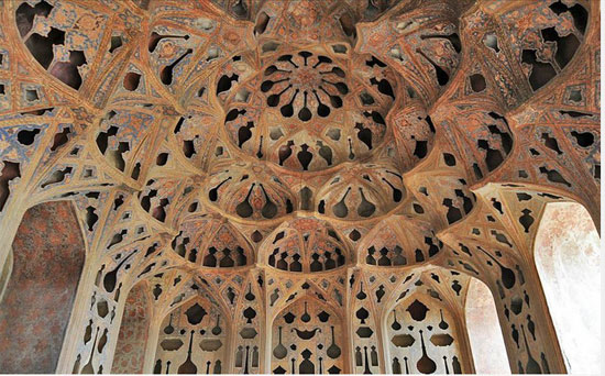 عجایب معماری ایران؛ کاخ عالی قاپو عالی قاپو,معماری ایران,دکوراسیون