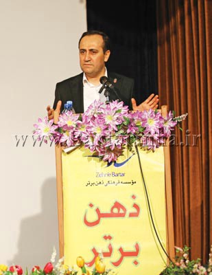دكتر محمد سيدا، مرد حافظه ايران