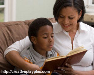 نقش پدران و مادران در فرآیند یادگیری خواندن و نوشتن کودکان
