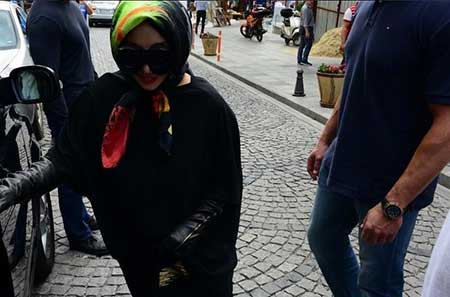باز هم مدل لباس عجیب لیدی گاگا در ترکیه!