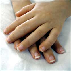 رماتیسم مفصلی دست چیست و درمان آن