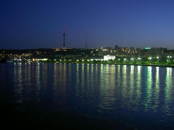 Baku by night, Baku