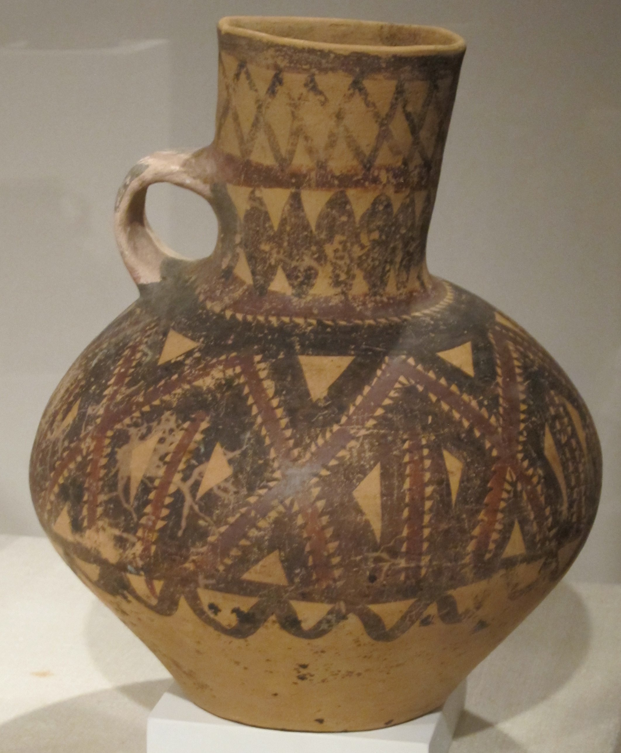 Neolithic_Chinese_pottery,_John_Young_Mu