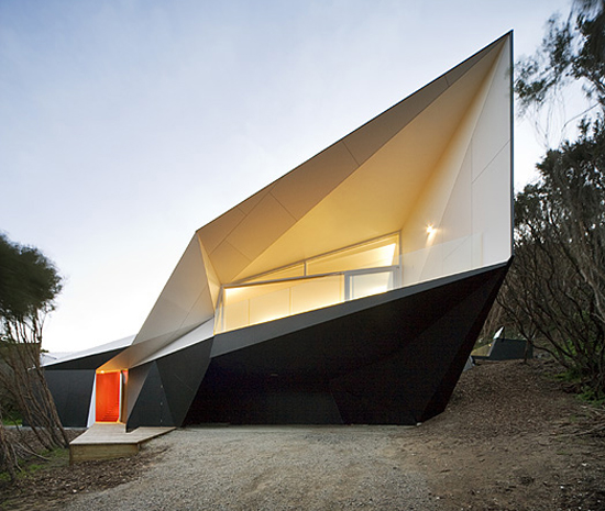 kb1 15 Spectacular Buildings Where Origami Meets Architecture