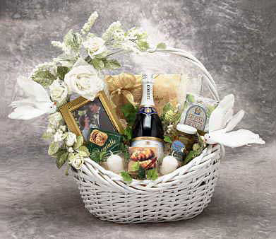 0621-wedding-bliss-gift-basket.jpg