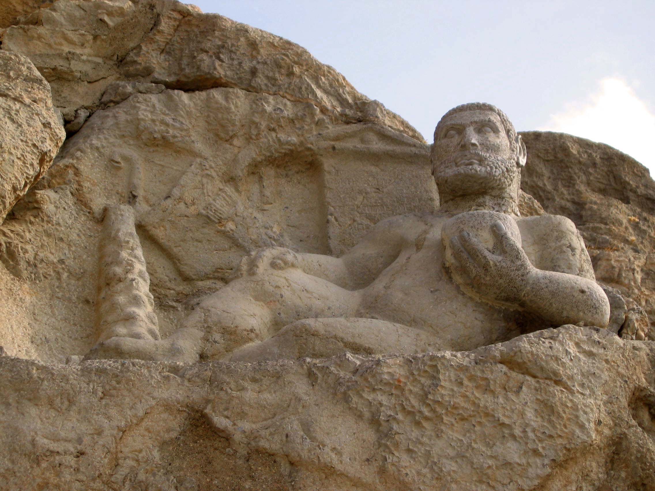 مجسمه هرکول-بیستون - کرمانشاه-فرشاد یاری