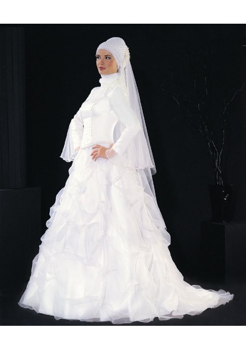 مدل های لباس عروس با حجاب کامل