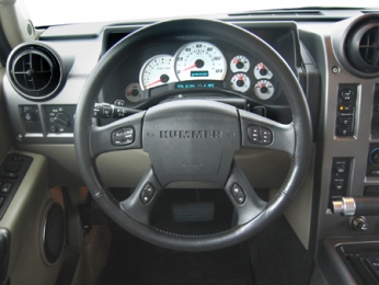2006 Hummer H2 SUV Sport Utility Left 1/3 of Dash