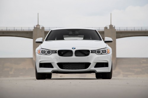 2013-BMW-335i-xDrive-front-end-500x332.j